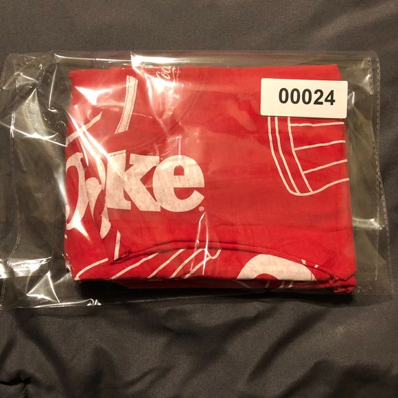 2020 Coca-Cola Red Cut Off Sleeve Summer Tank Top White Logo Stamp Size XXL 2X - Picture 8 of 8